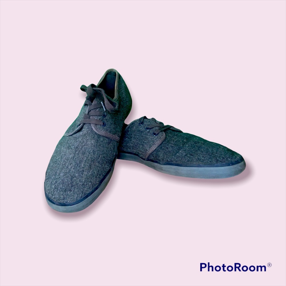 Men’s call it spring heather gray 10.5 shoes